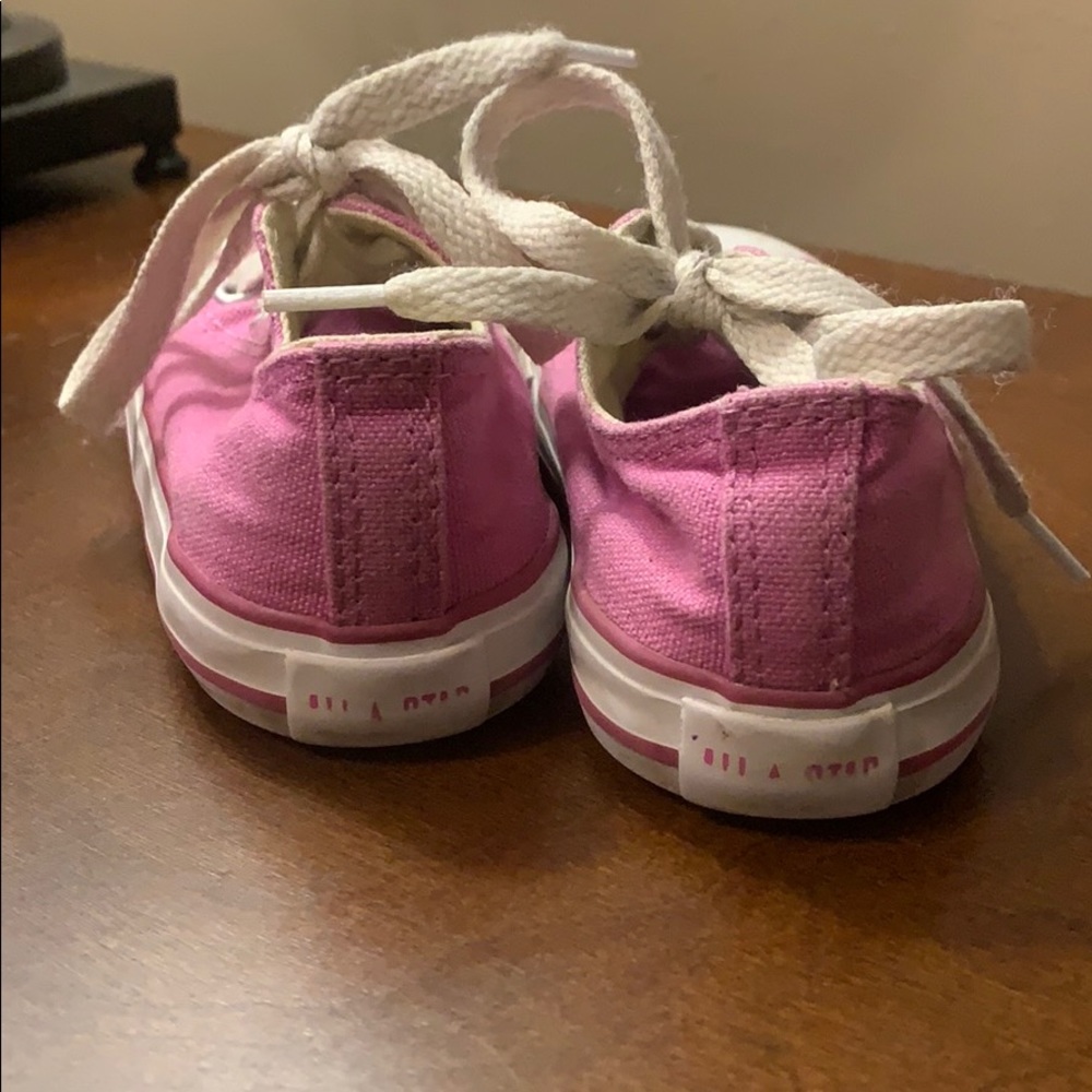 Converse size 7 - Picture 2 of 3